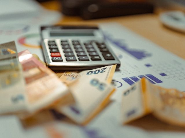 Déclarer les plus‑values et obligations fiscales pour